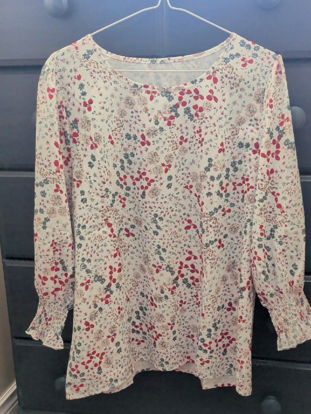 Women's Cream Floral Long-Sleeve Blouse